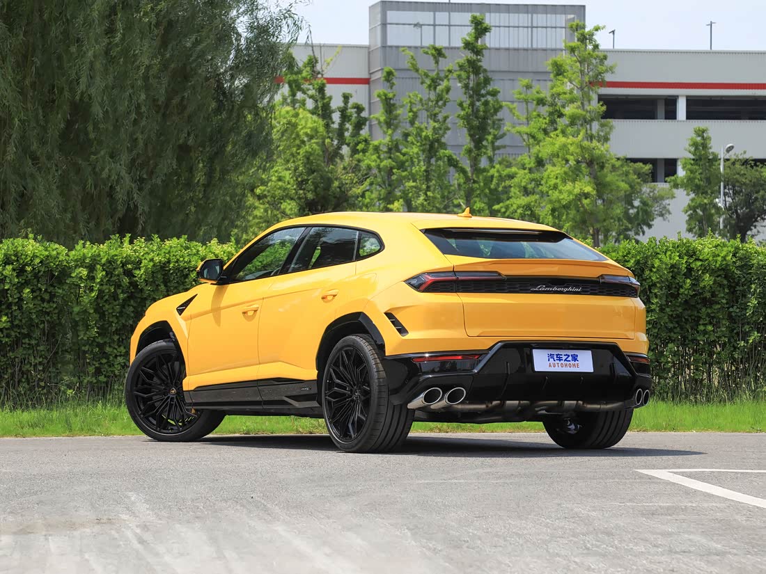 Lamborghini Urus SE — фото 3