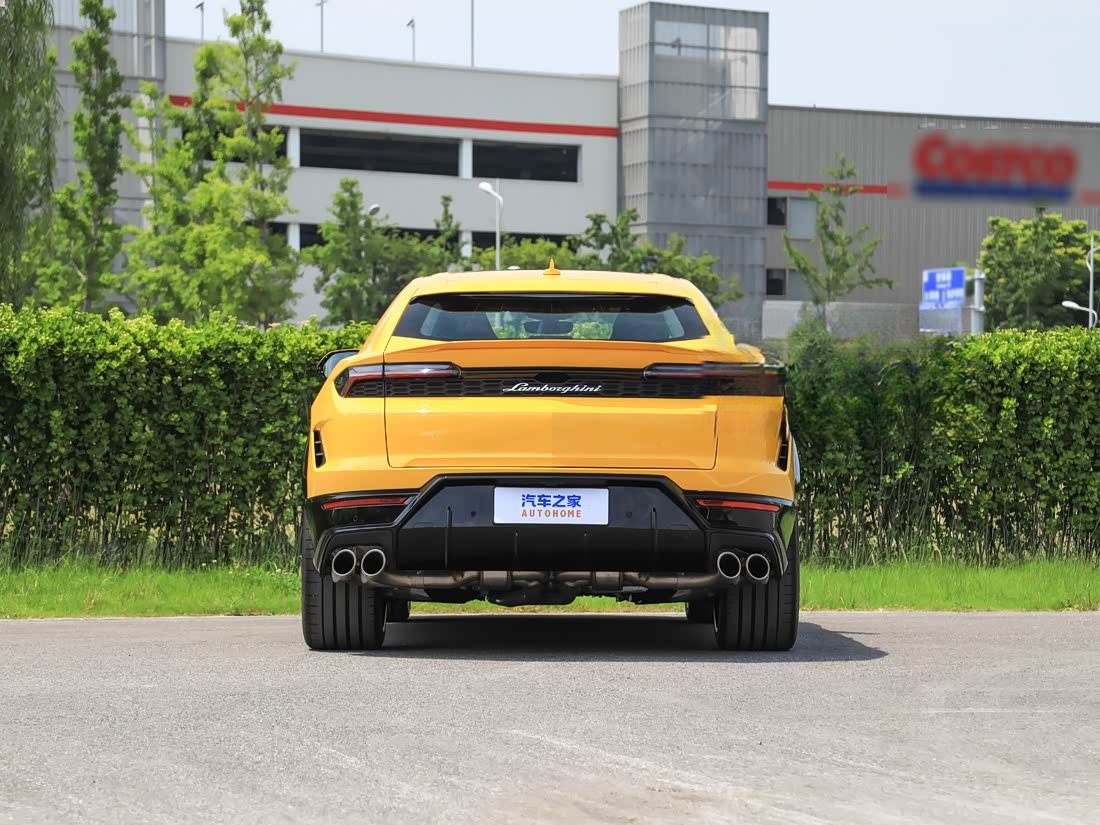 Lamborghini Urus SE — фото 4