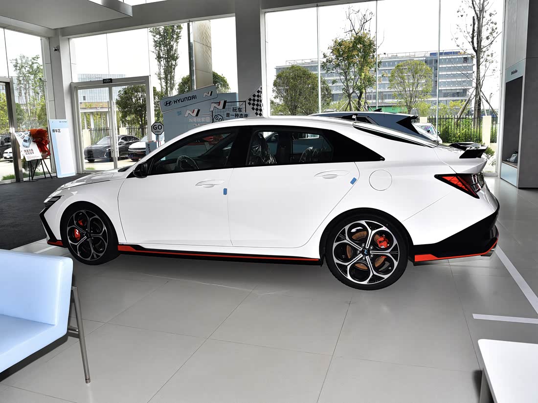Hyundai Elantra N — фото 2
