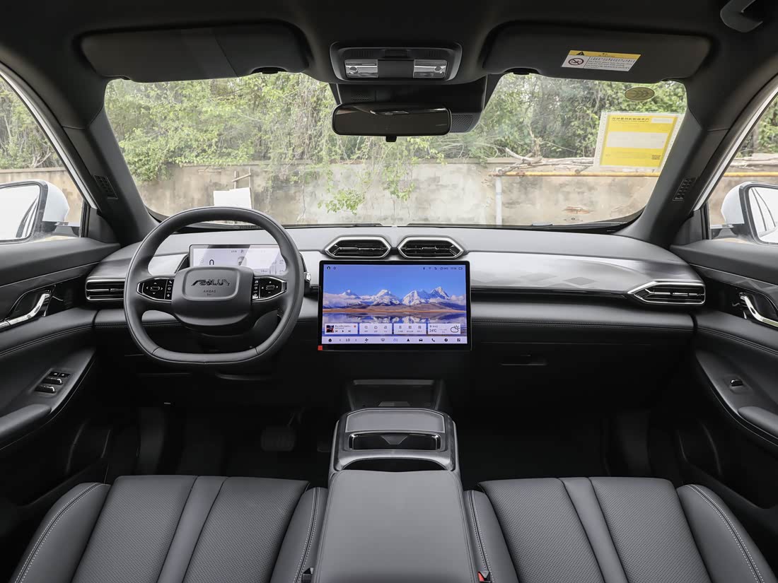 Dongfeng Aeolus L7 EV — фото 7