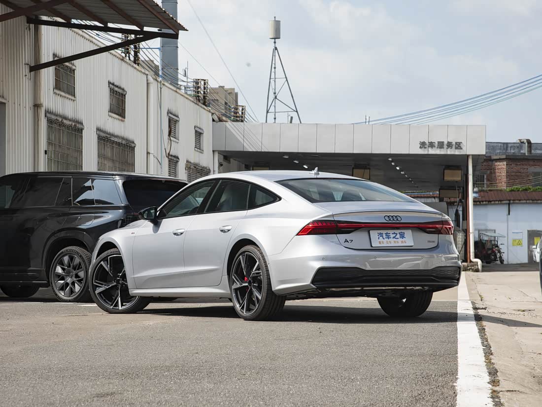 Audi A7 — фото 4