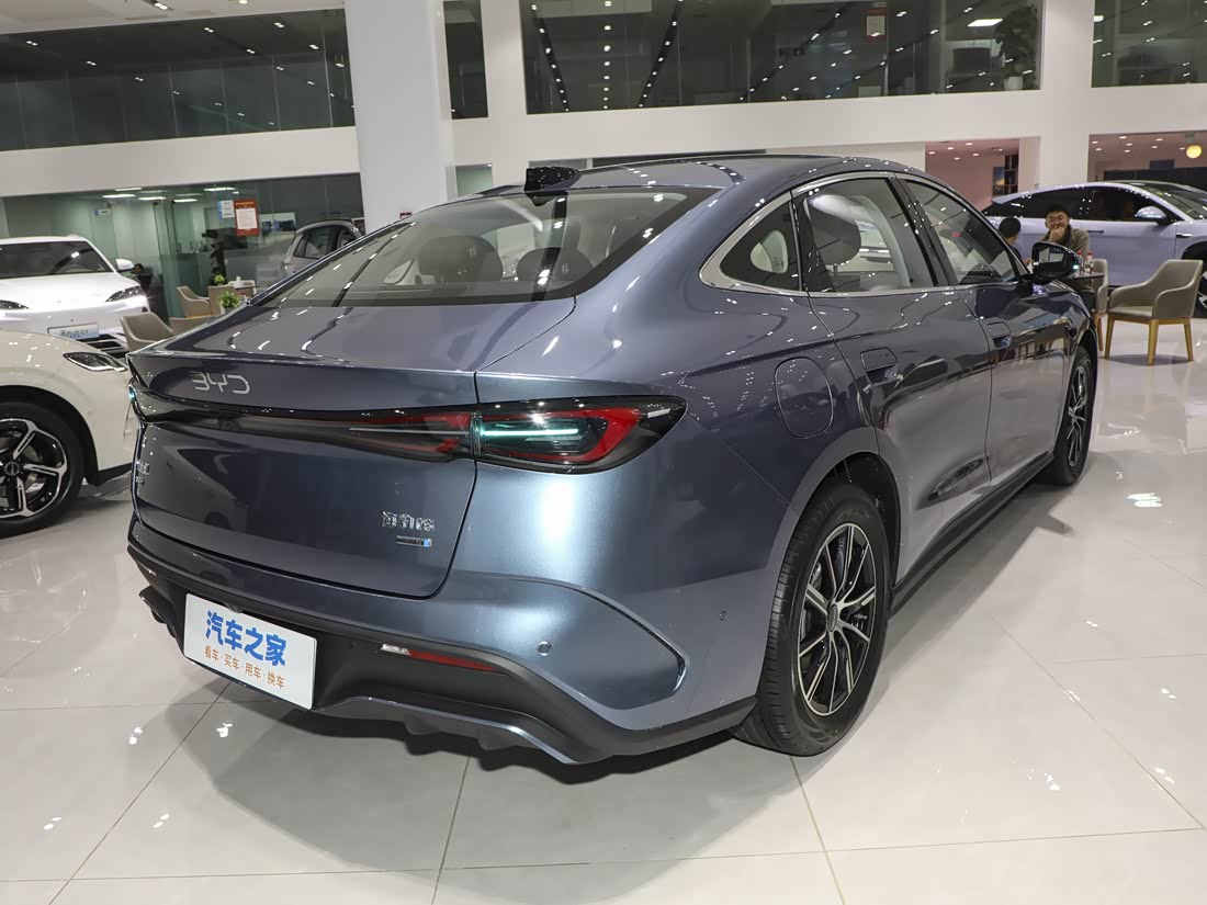 BYD Seal 06DM — фото 6