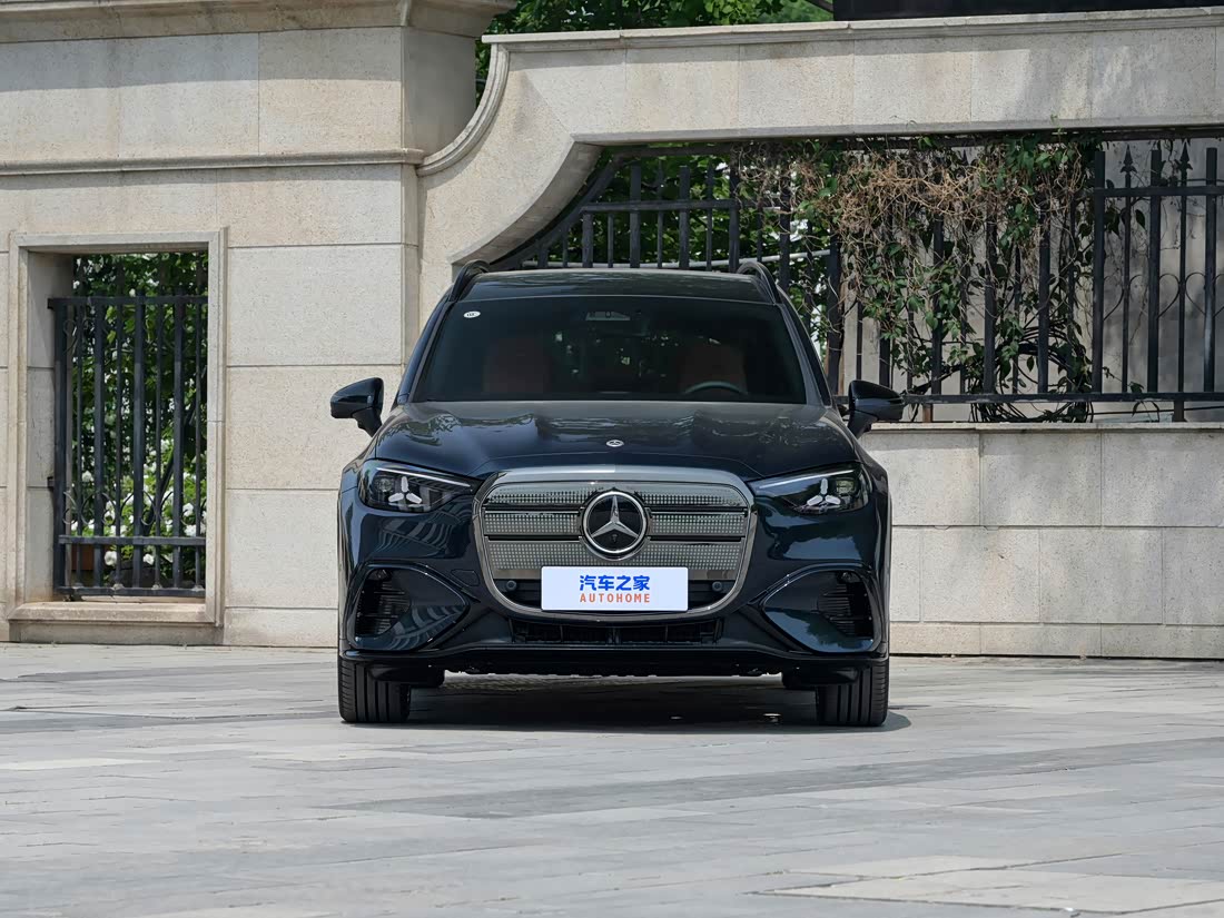 Mercedes-Benz GLC PHEV — фото 1
