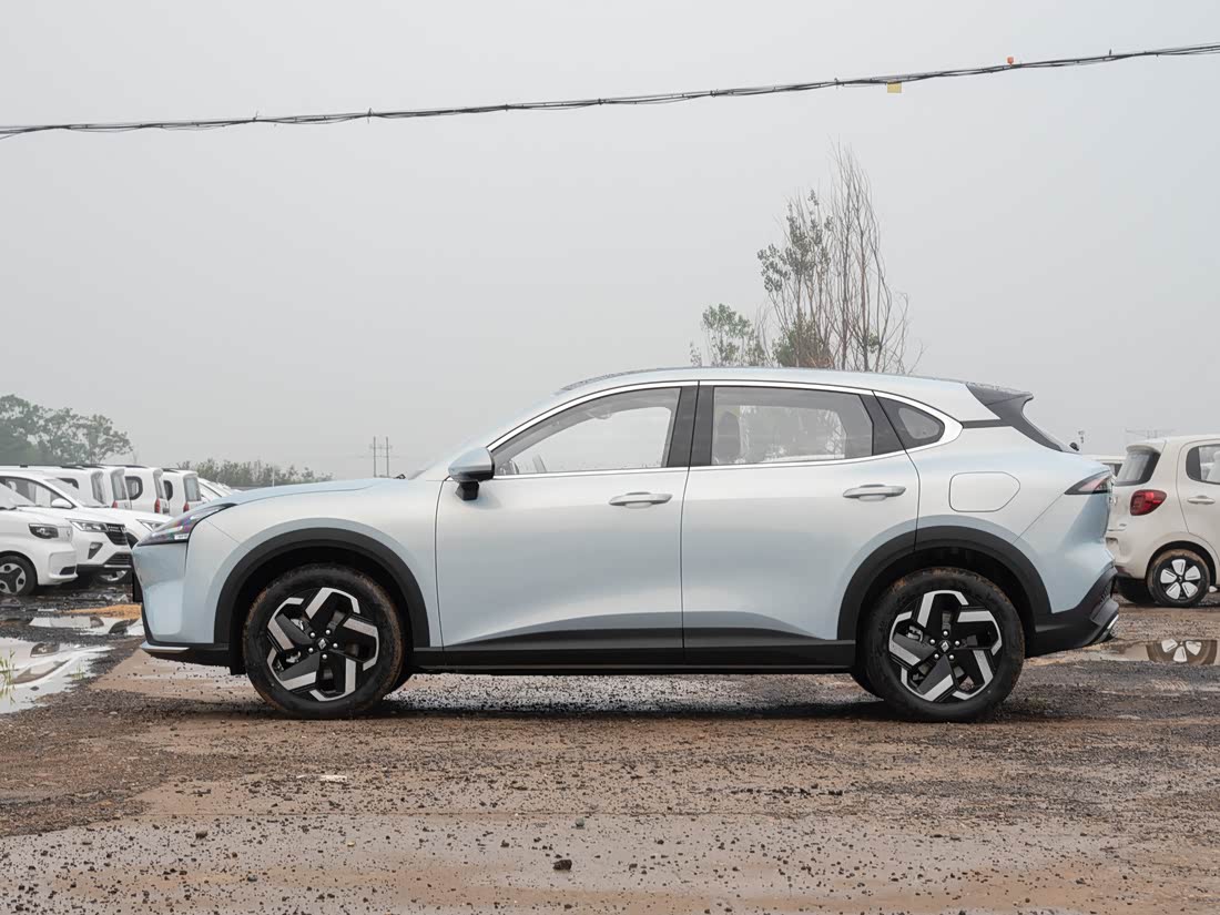 Baojun Yunhai EV — фото 2