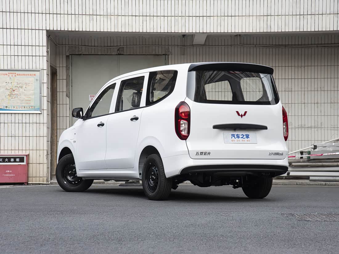 Wuling Hongguang Extended Range — фото 4
