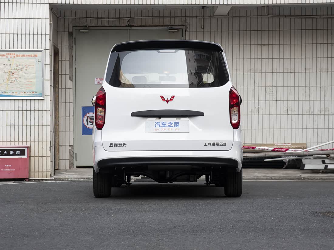 Wuling Hongguang Extended Range — фото 5
