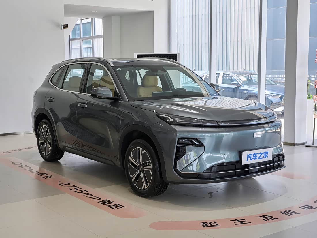 Geely Galaxy Starship 7 EM-i — фото 2