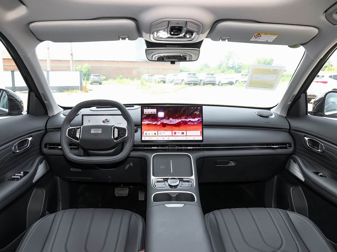 Geely Galaxy Starship 7 EM-i — фото 7