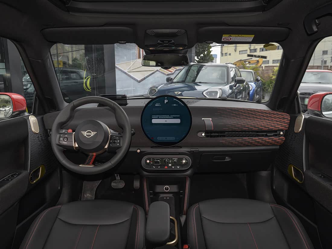 MINI Electric MINI JCW — фото 2