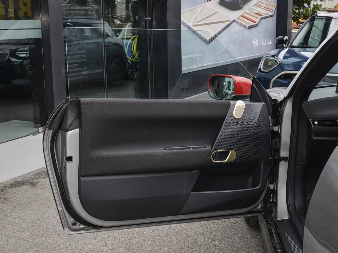 MINI Electric MINI JCW — фото 8