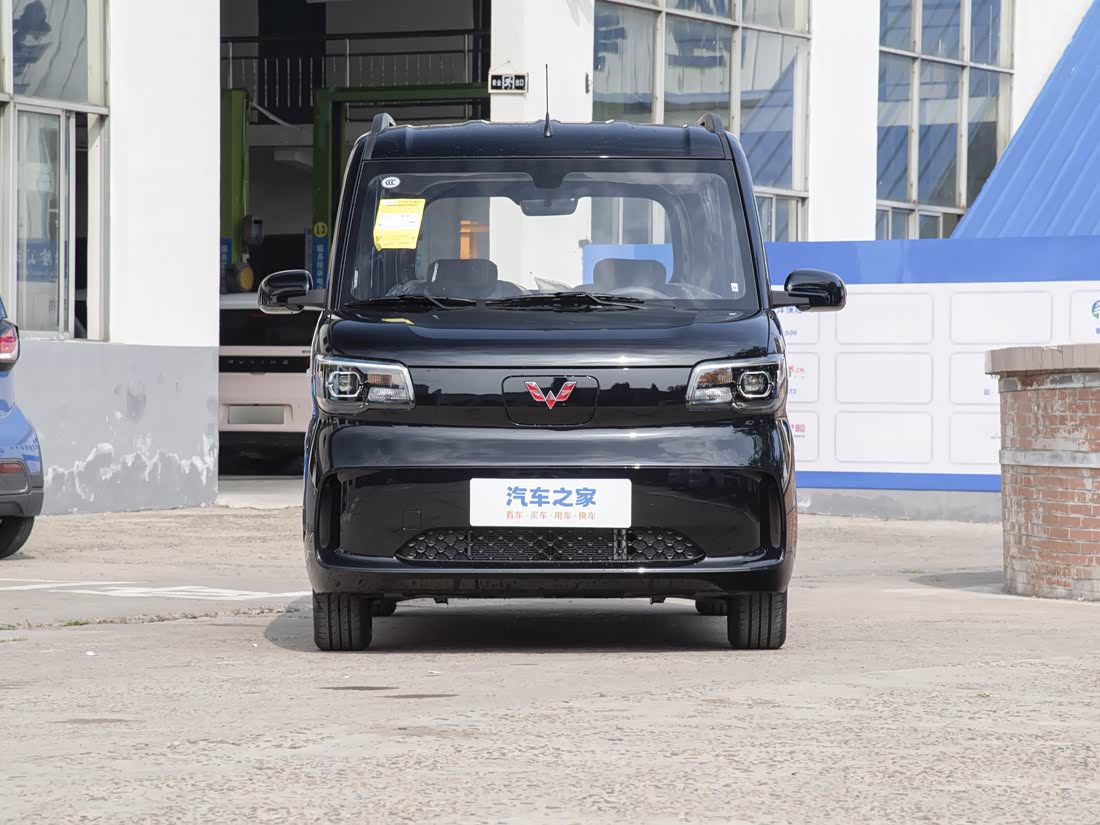 Wuling Zhiguang EV — фото 1