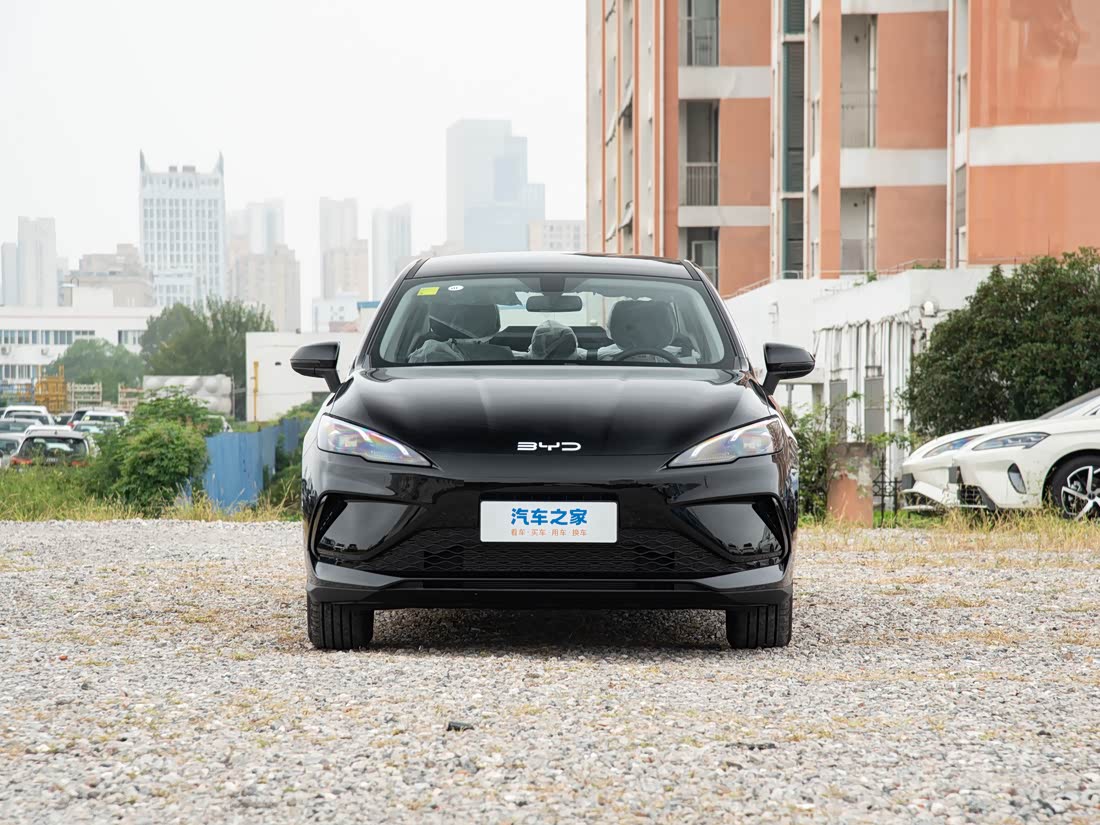 BYD Seal 05DM — фото 2