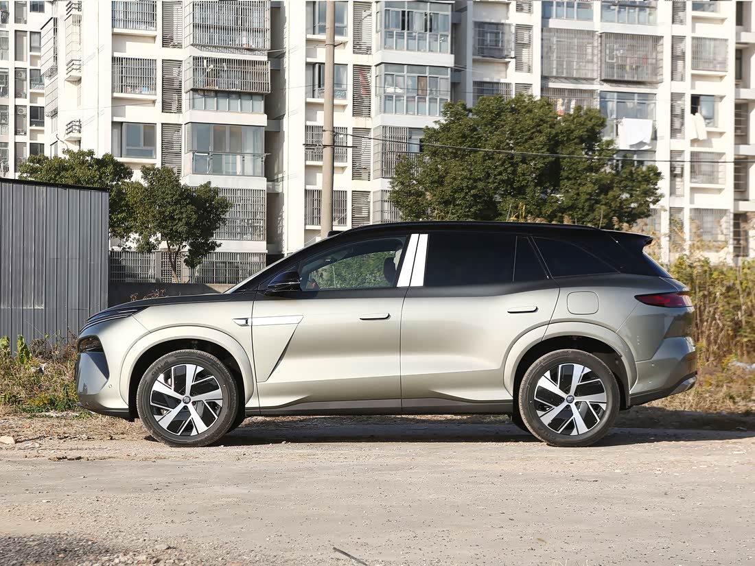 BYD Tang L DM — фото 4