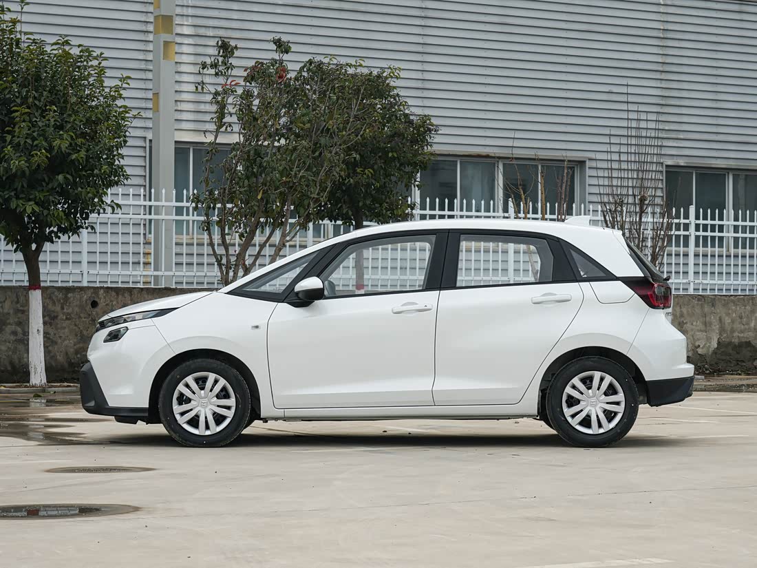 Honda Fit — фото 4