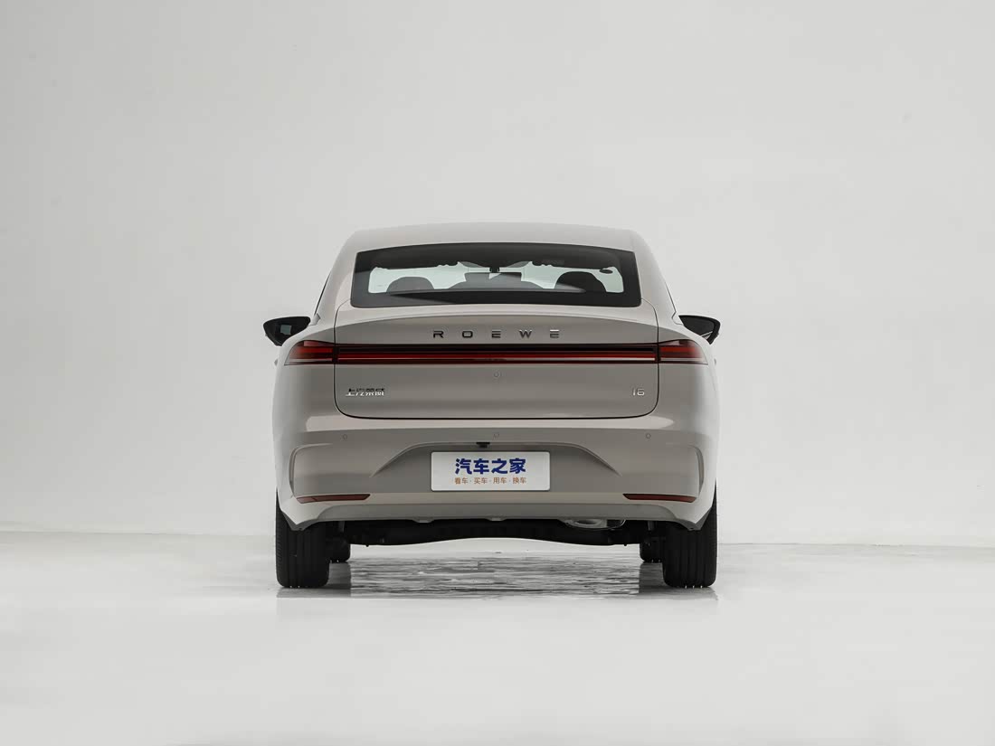 Roewe i6 — фото 4
