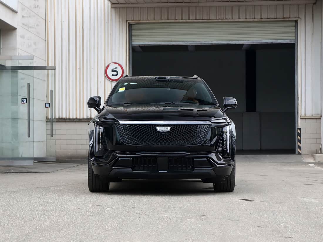 Cadillac XT5 PHEV — фото 2