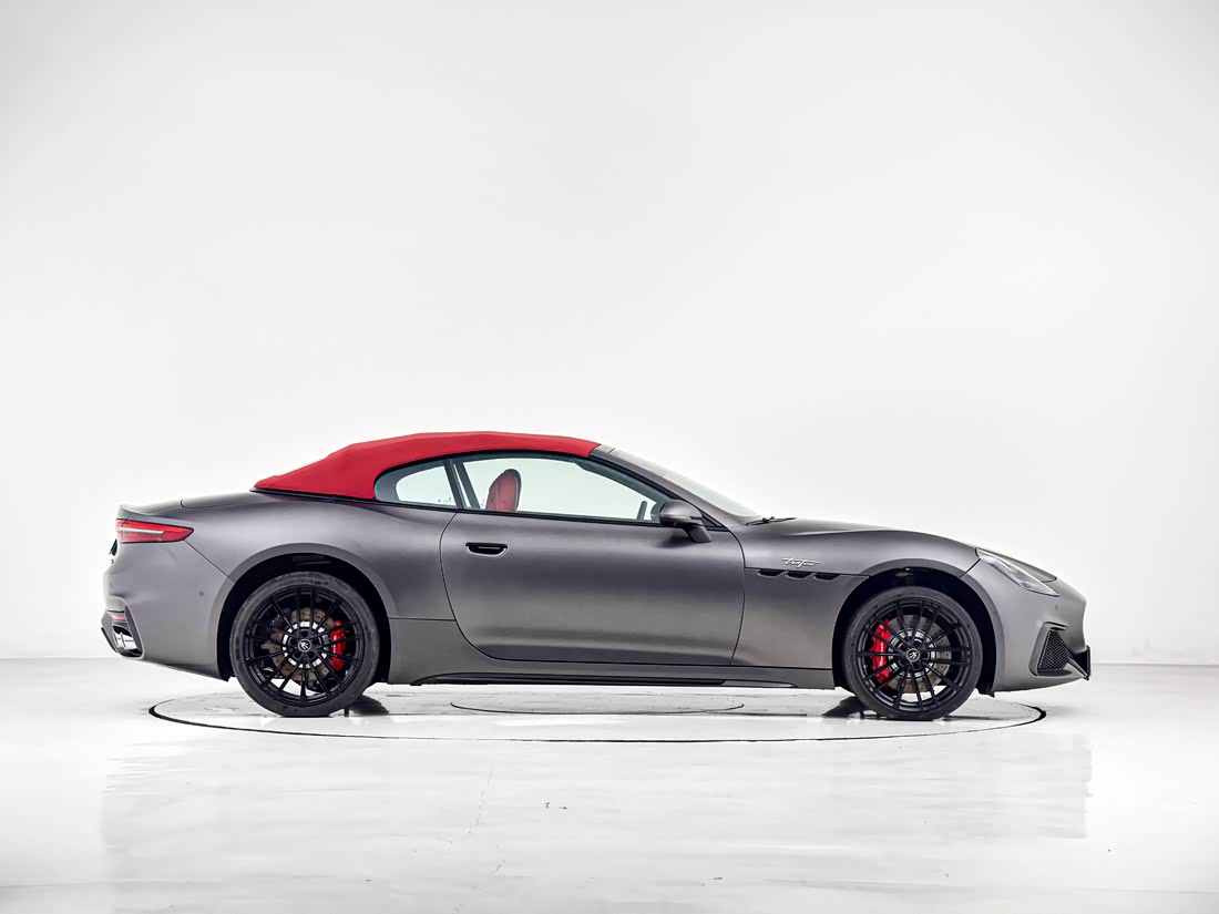 Maserati GranCabrio — фото 6