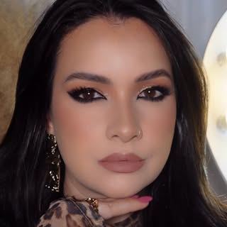 Thaila Mendes - Maquiadora