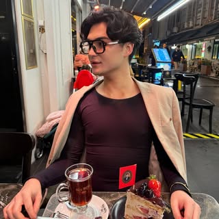 Timur Aubakirov DXB-ALA-IST-DOH