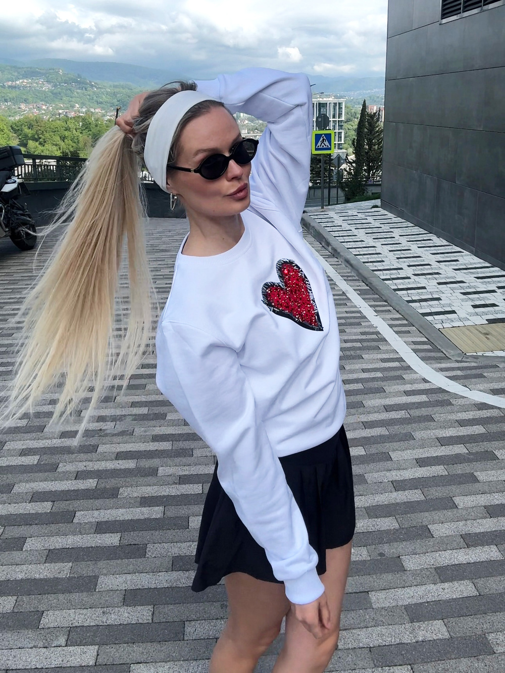 Свитшот с сердцем