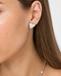 Серьги с белым сердечком из бисера