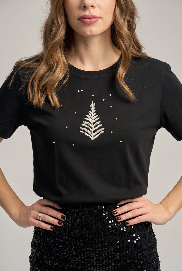 Футболка чёрная с ёлочкой жемчужной