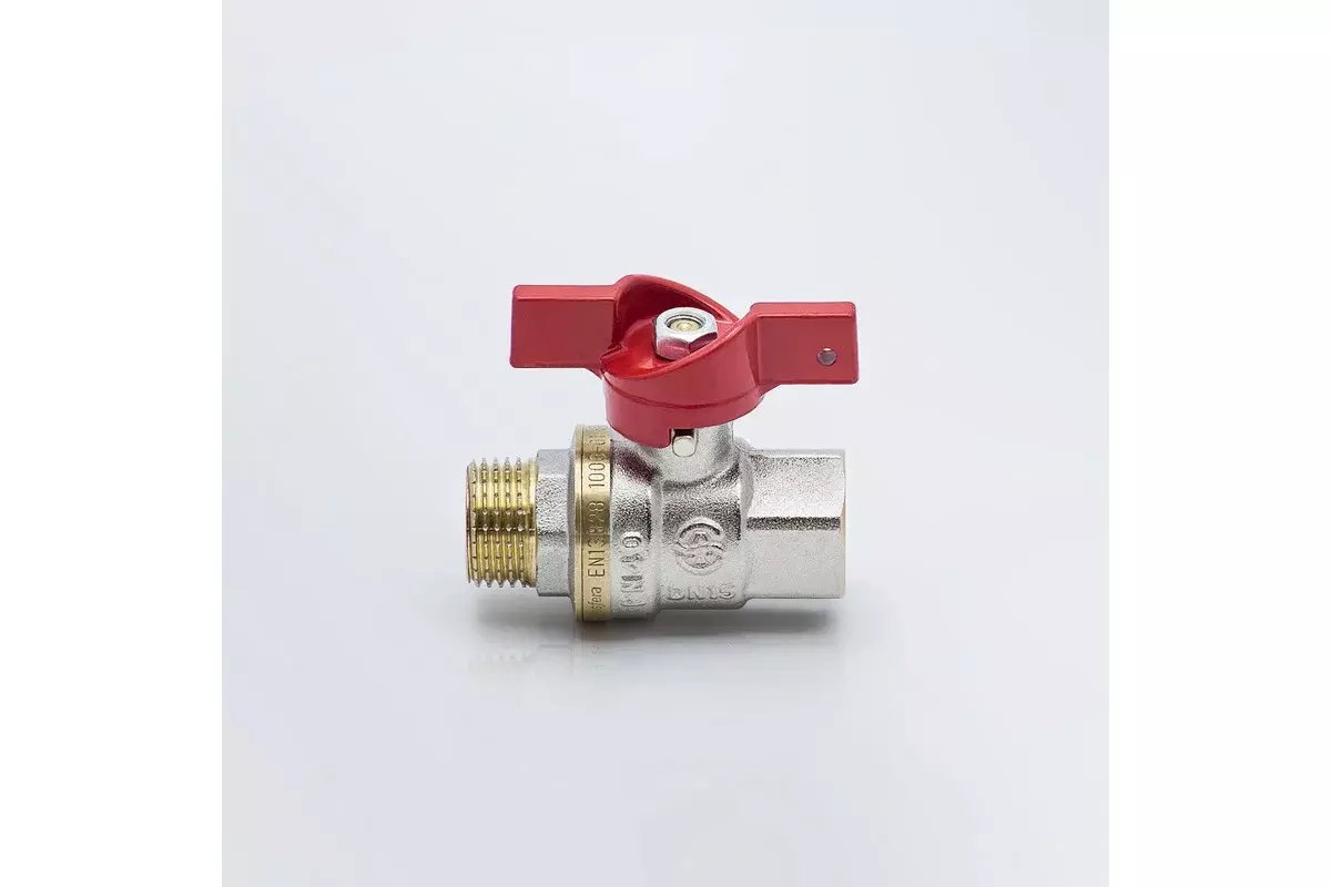 Кран шаровой полнопроходной 1/2&quot; ВР/НР, никель, бабочка красная, Aquasfera 1004-01