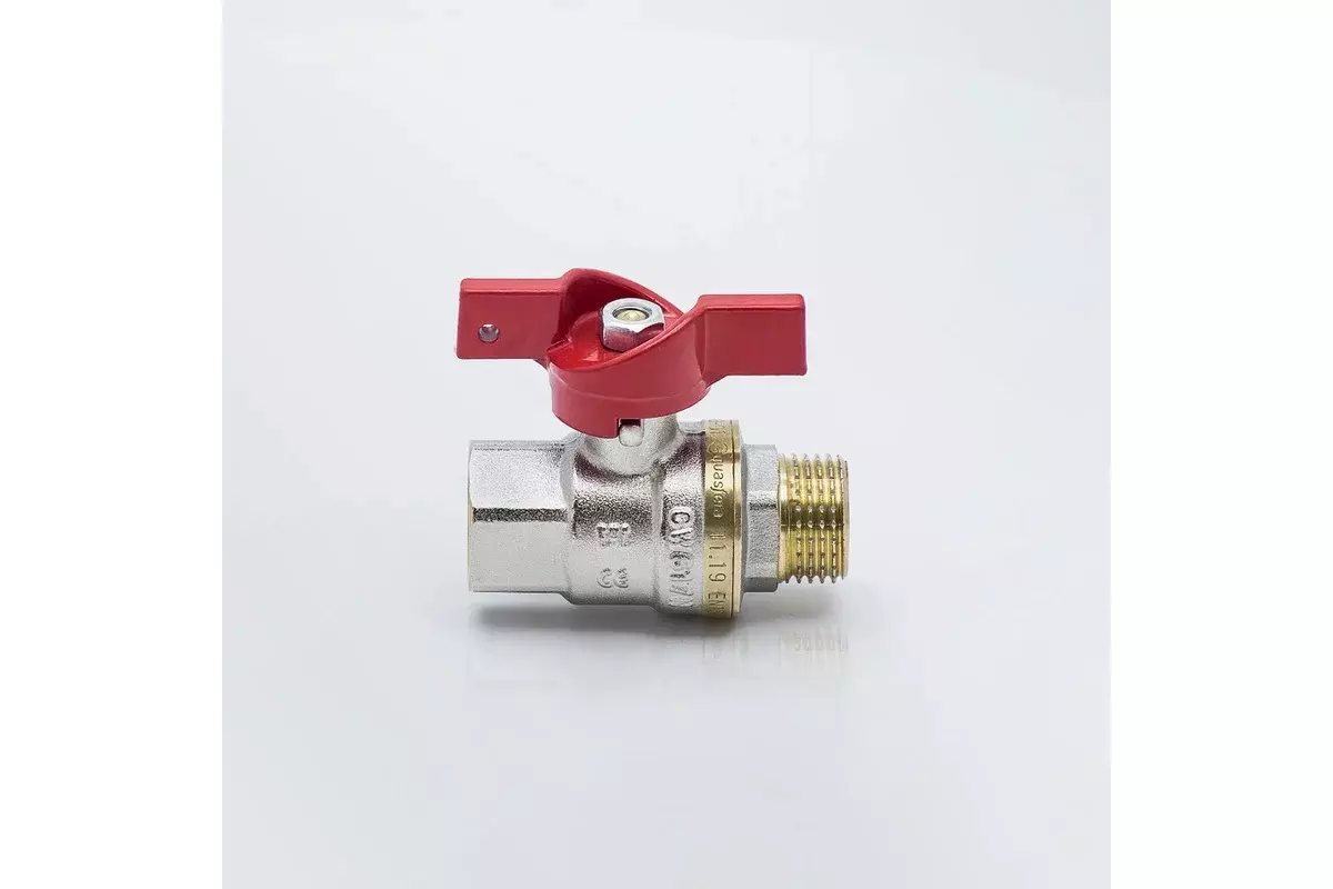 Кран шаровой полнопроходной 1/2&quot; ВР/НР, никель, бабочка красная, Aquasfera 1004-01