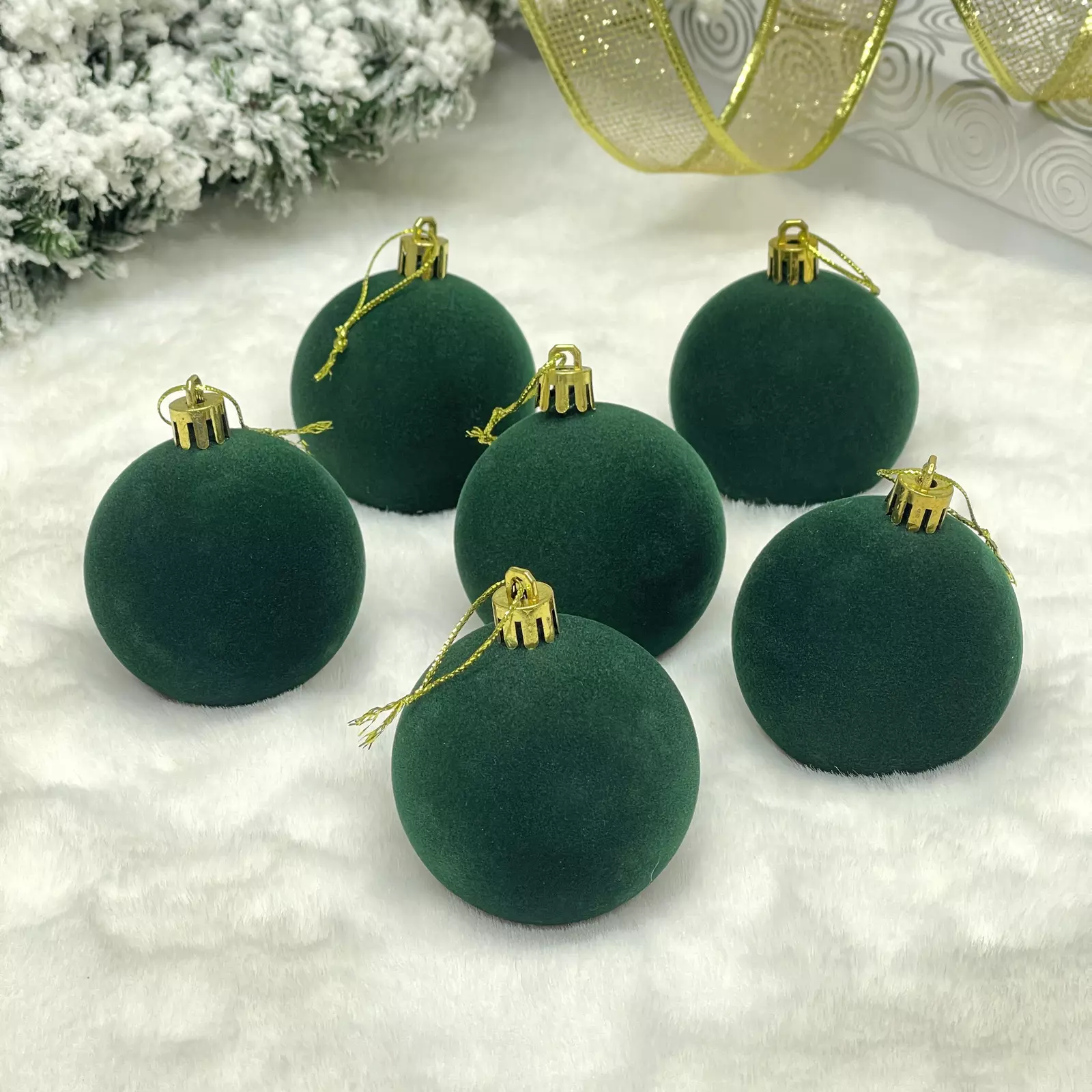 Новогодние шары Velour Нежный бархат 6 см (6 шт) изумруд 201-4531