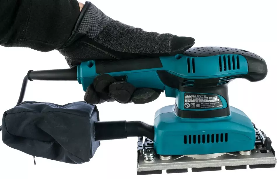 Вибрационная шлифмашина Makita BO3710