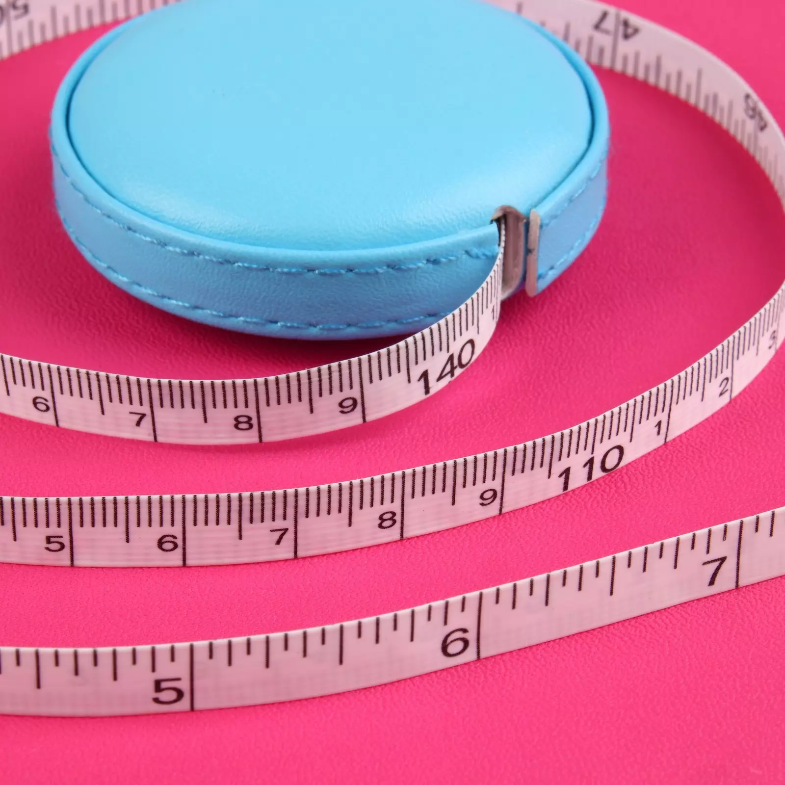 Сантиметровая лента-рулетка портновская, искусственная кожа, 150 см (см/дюймы), цвет голубой