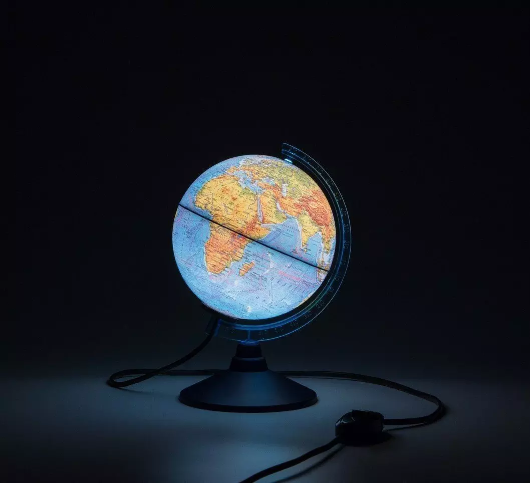 Глобус Земли физический с подсветкой d-150 мм