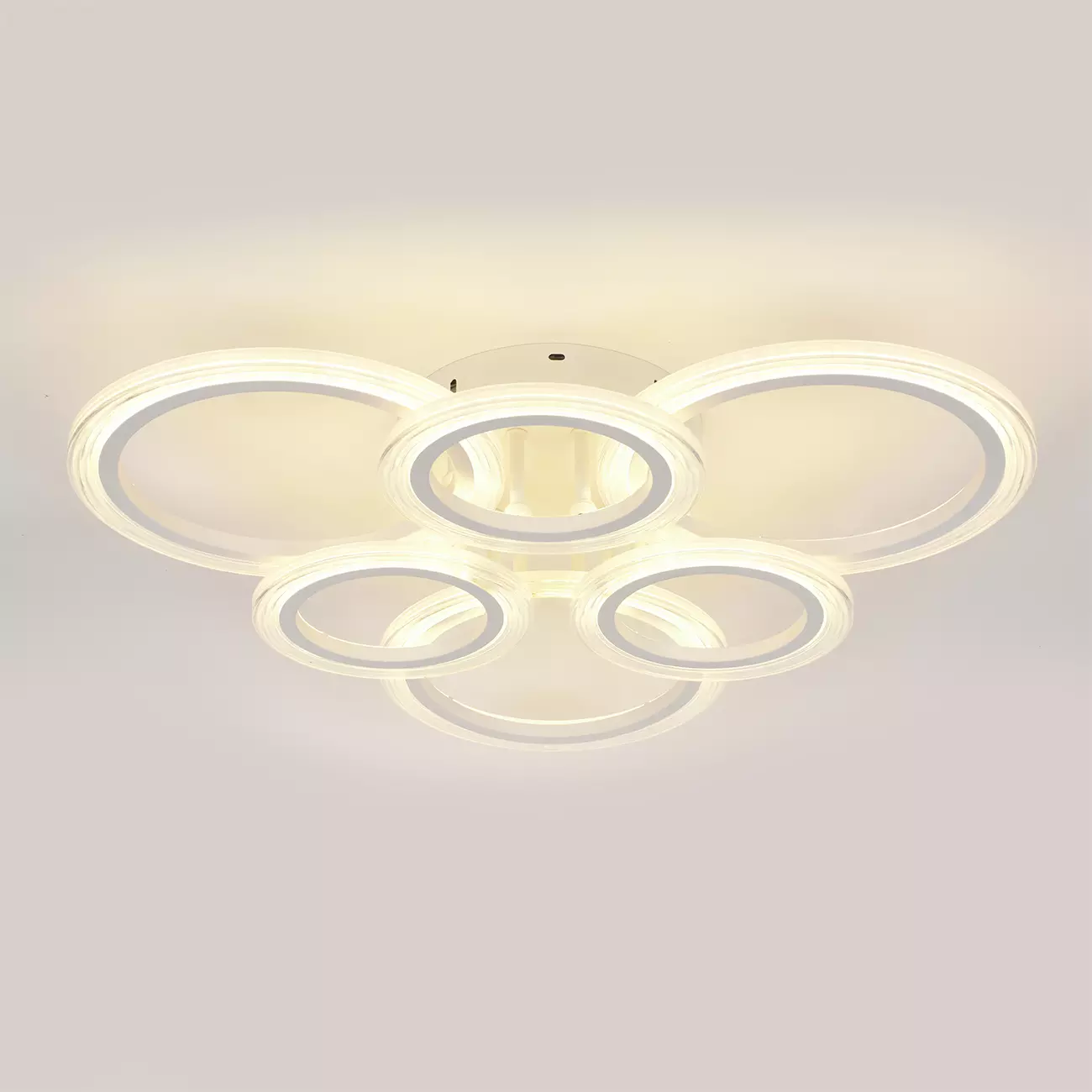 Люстра светодиодная 80Вт 3000-6000К пульт белый Escada 10258/6