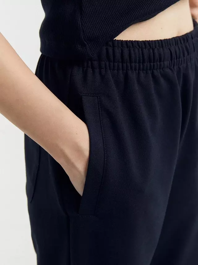 Брюки женские Mark Formelle 182504-1 черный, р-р 164/170-110 (52 / XXL)