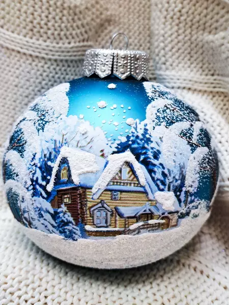 Елочный шар стекло Домик в лесу 10 см Коломеев КУ-100-224142