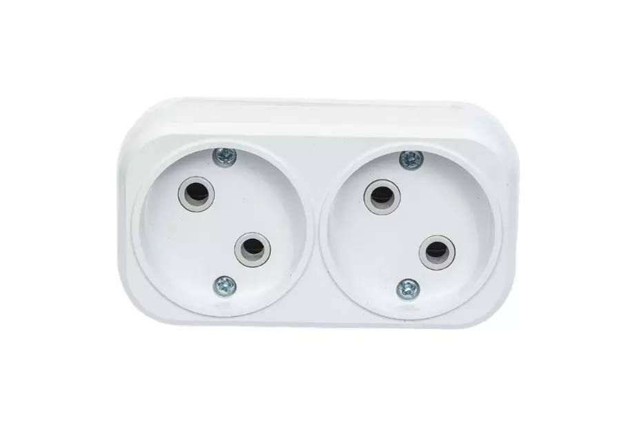 Разветвитель 2 розетки без заземления 6А TDM SQ1806-0025