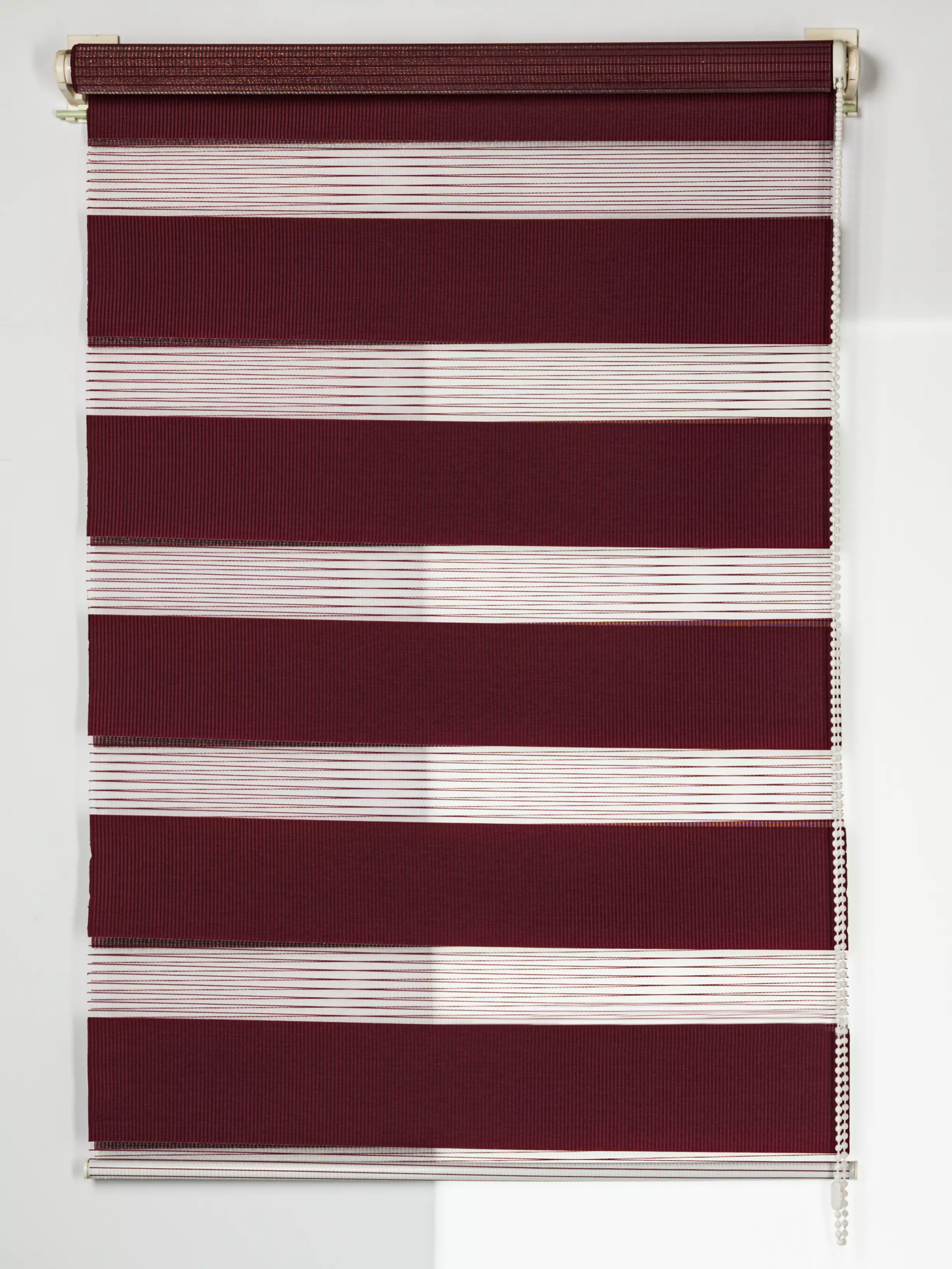 Рулонная штора день-ночь 100 (96)*160 см красное вино Магеллан