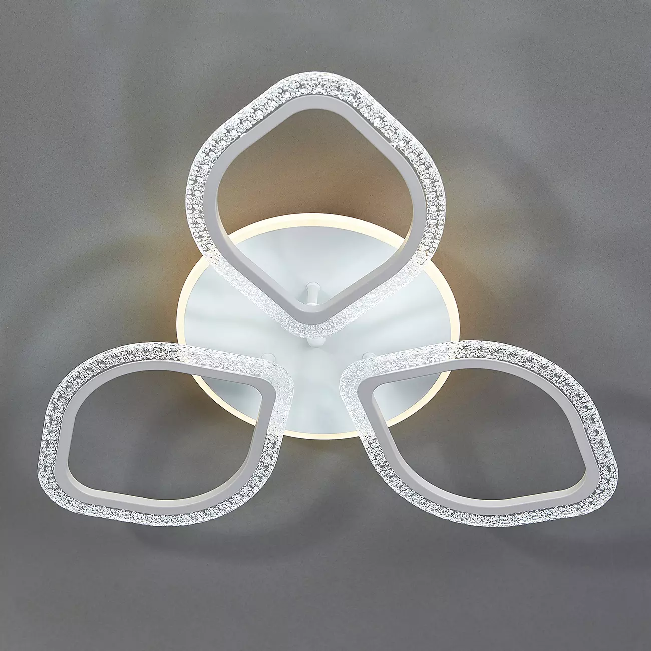 Люстра светодиодная 60Вт 3000К-6500К белый Escada 10251/3