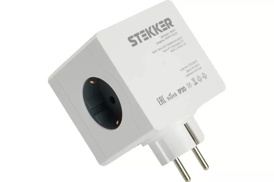 Разветвитель 3 розетки с заземлением 16А 3680Вт +2 USB +Type C STEKKER 49231