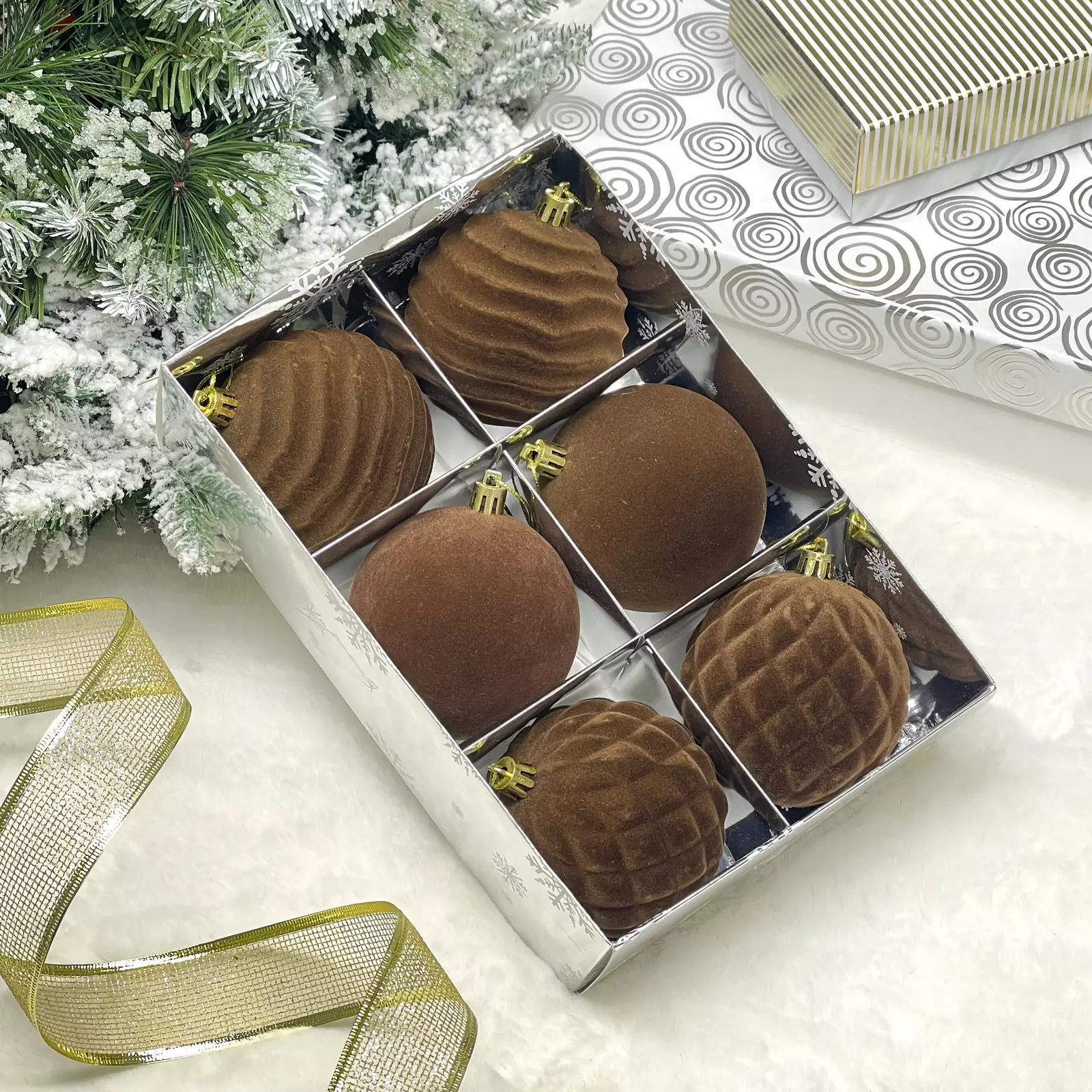Новогодние шары Velour Стильная зима 8 см (6 шт) Шоколад 201-4448