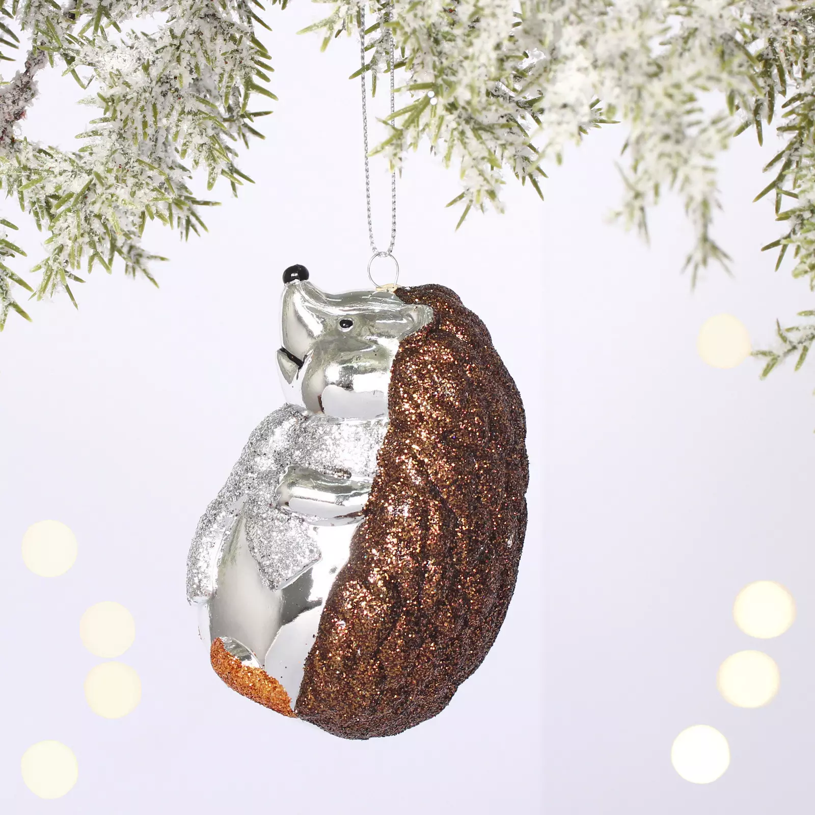 Елочная игрушка Весeлый ежик 7х6,5х9 см 916-1621