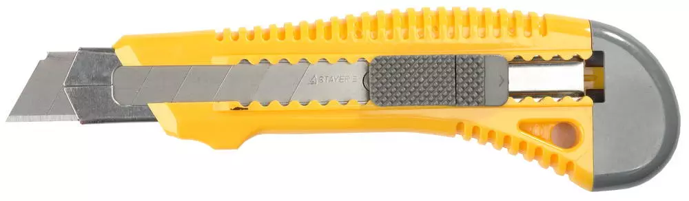 Нож STAYER упроч с метал. направ и сдвижным фиксатором FORCE-M, сегмент. лезвия 18 мм 0913_z01