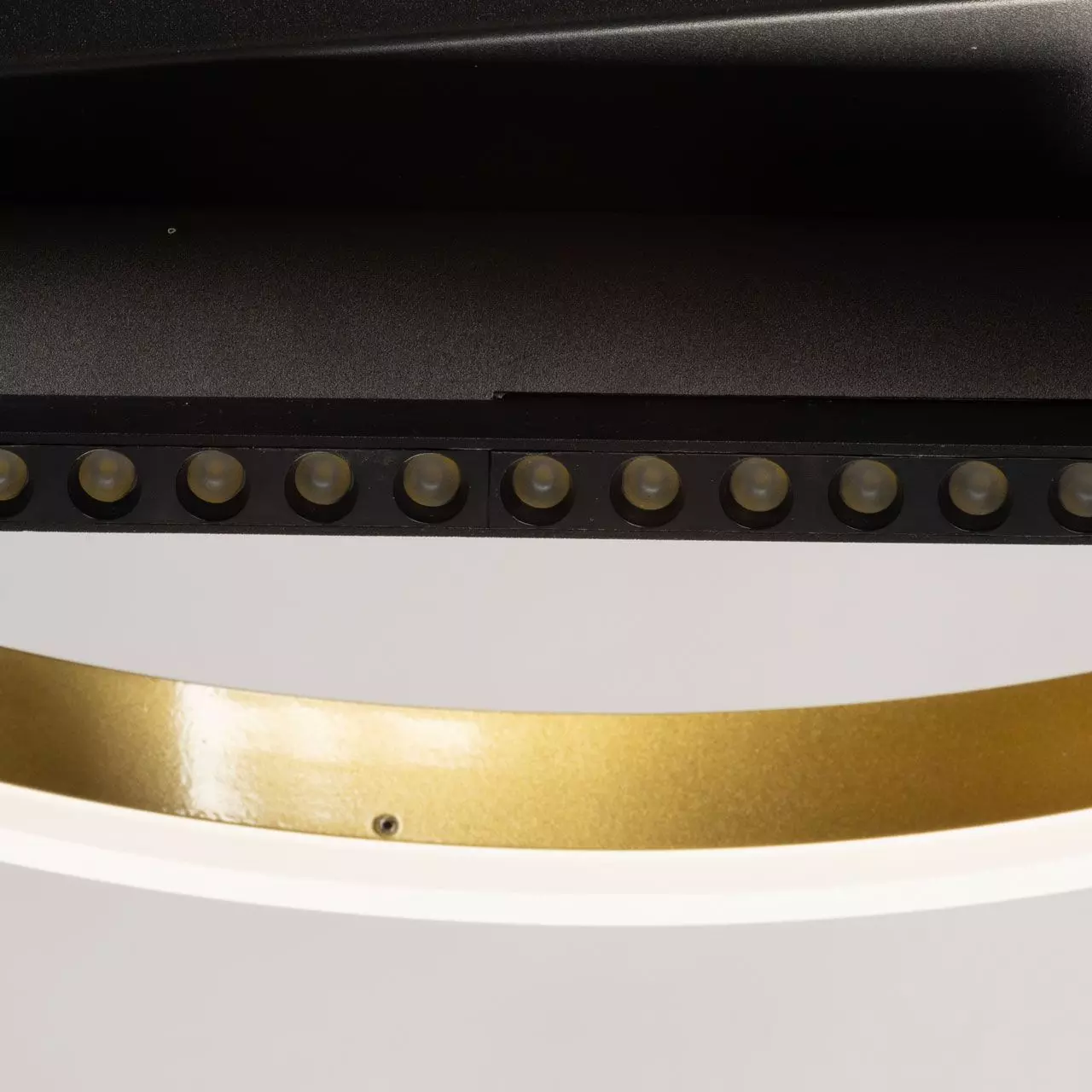 Люстра светодиодная 60Вт De City 377013801