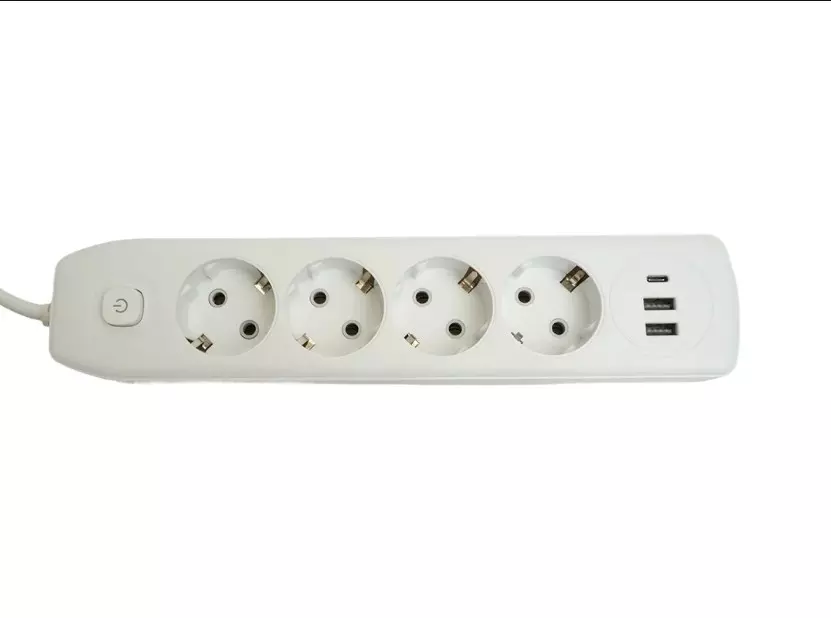 Удлинитель бытовой STEKKER 4 розетки с заземлением +2 USB +Type-C ПВС 3x1мм 3м 2500Вт с выключателем