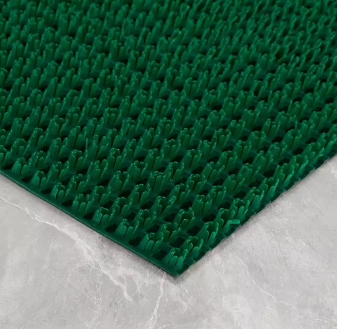 Коврик напольный из щетинистого покрытия 40(45)х60см зеленый