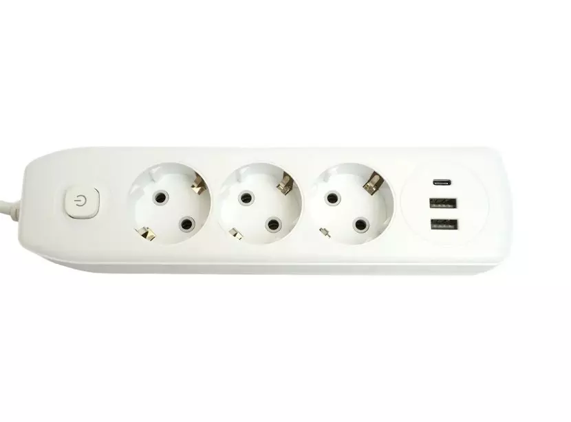 Удлинитель бытовой STEKKER 3 розетки с заземлением +2 USB +Type-C ПВС 3x1мм 1.8м 2500Вт с выключателем