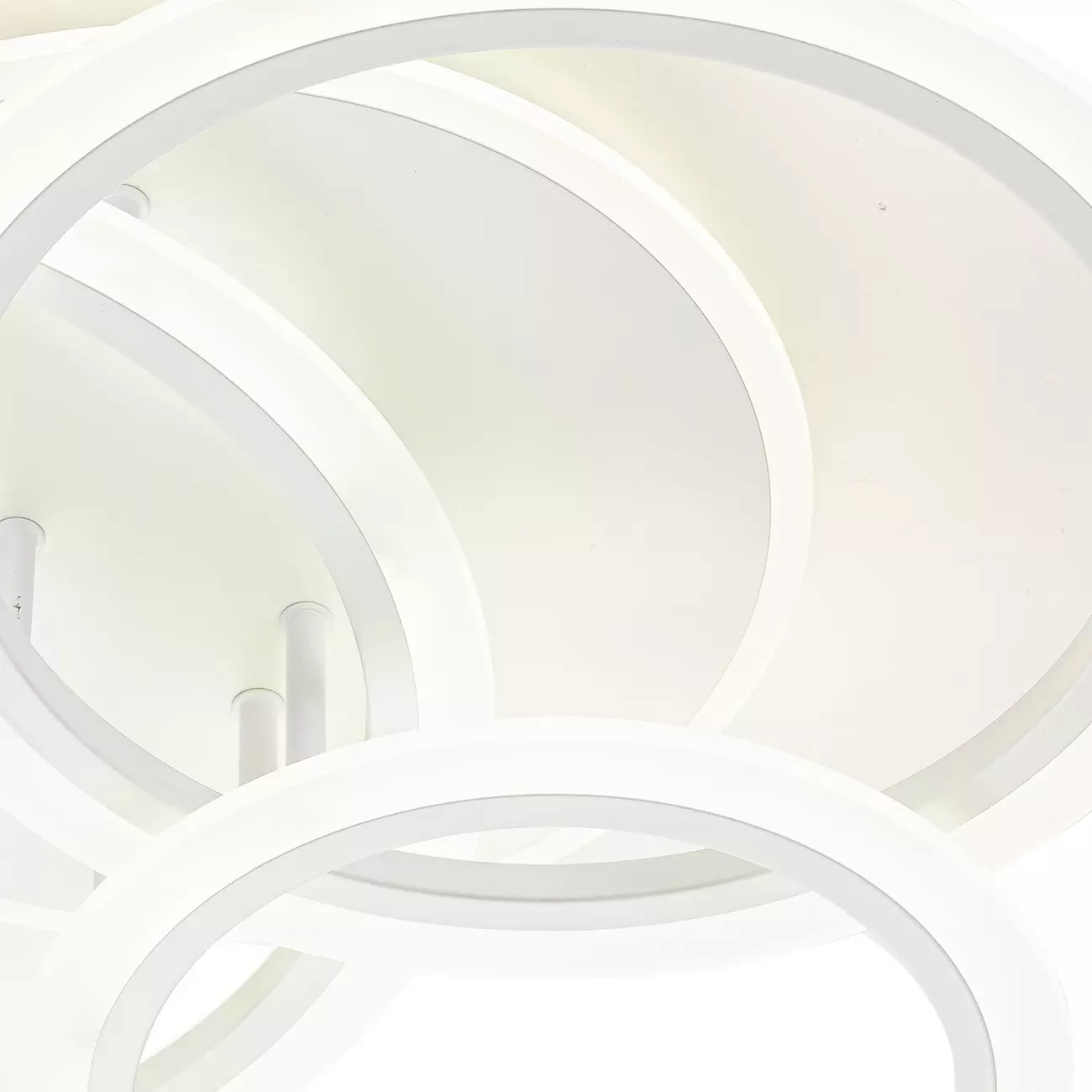 Люстра светодиодная 85Вт 3000-6000K пульт белый Escada 10231/3LED