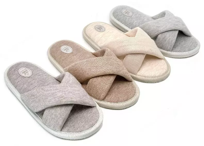 Тапочки женские открытые LuckyLand 4944 W-CH-O серый/бежевый, р-р 40