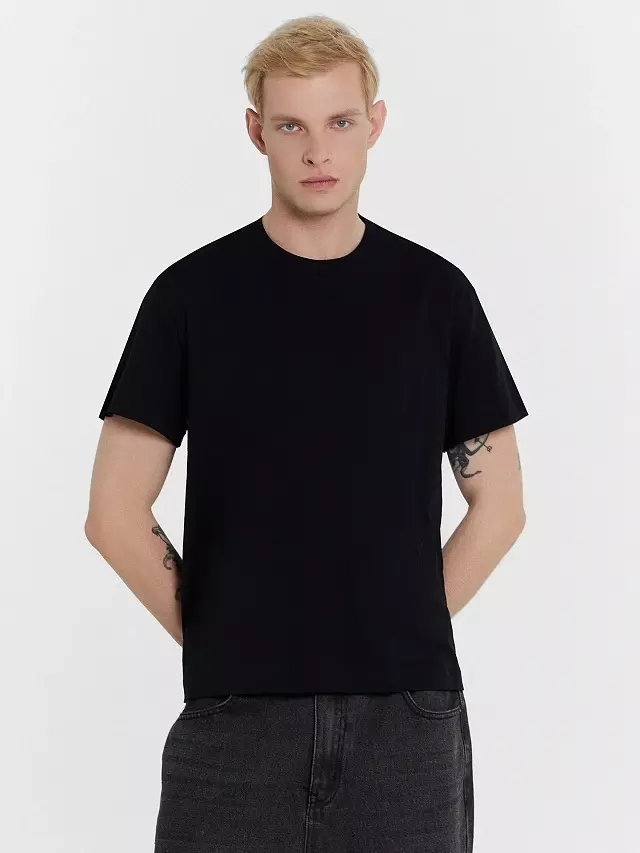 Футболка мужская Mark Formelle 111935 черный, р-р 112-182/188 (56 / XXXL)