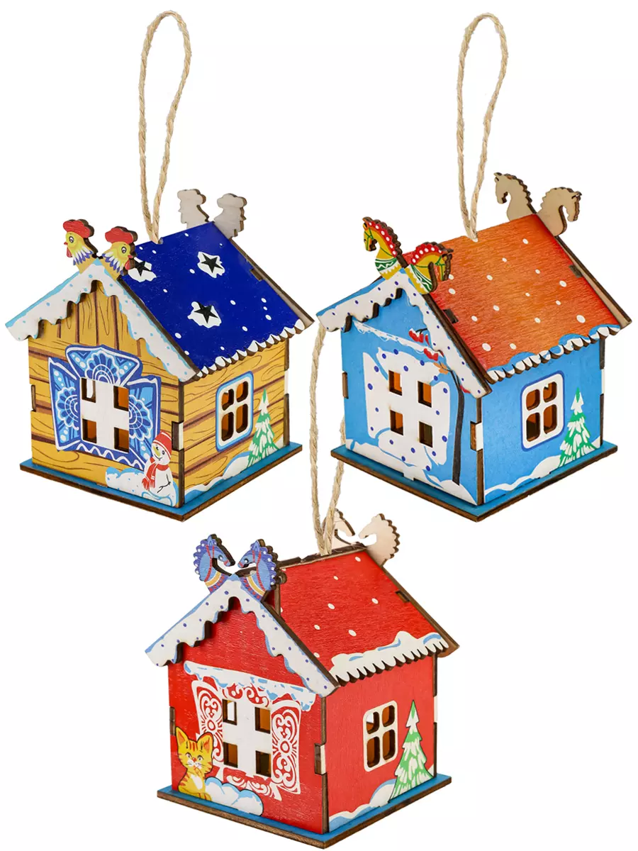 Набор елочных украшений из дерева (3 шт) Сказочные домики 8,5 см с подсветкой НУ-2637